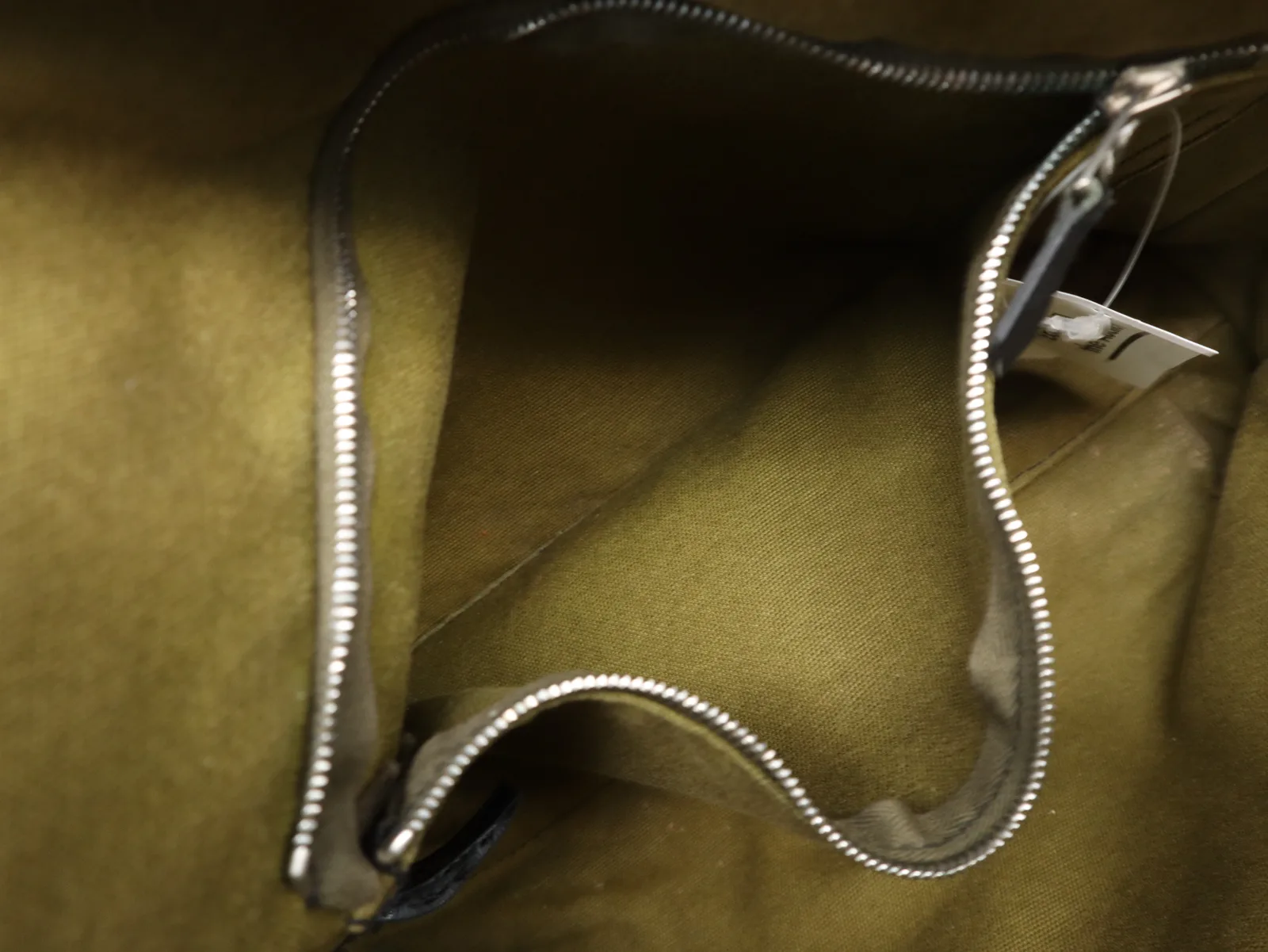 HERMES SAC Fool-toe Basas PM 单肩包 黑色卡其色单肩包