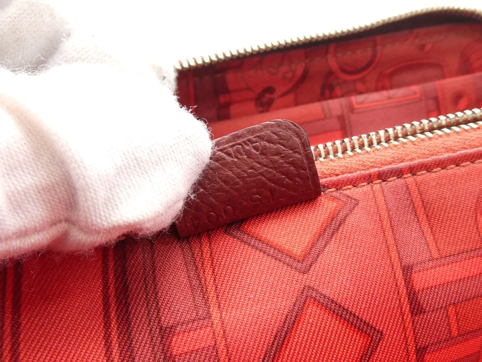 赫尔梅斯 Azap Long Silk Inn T-Stamp 钱包