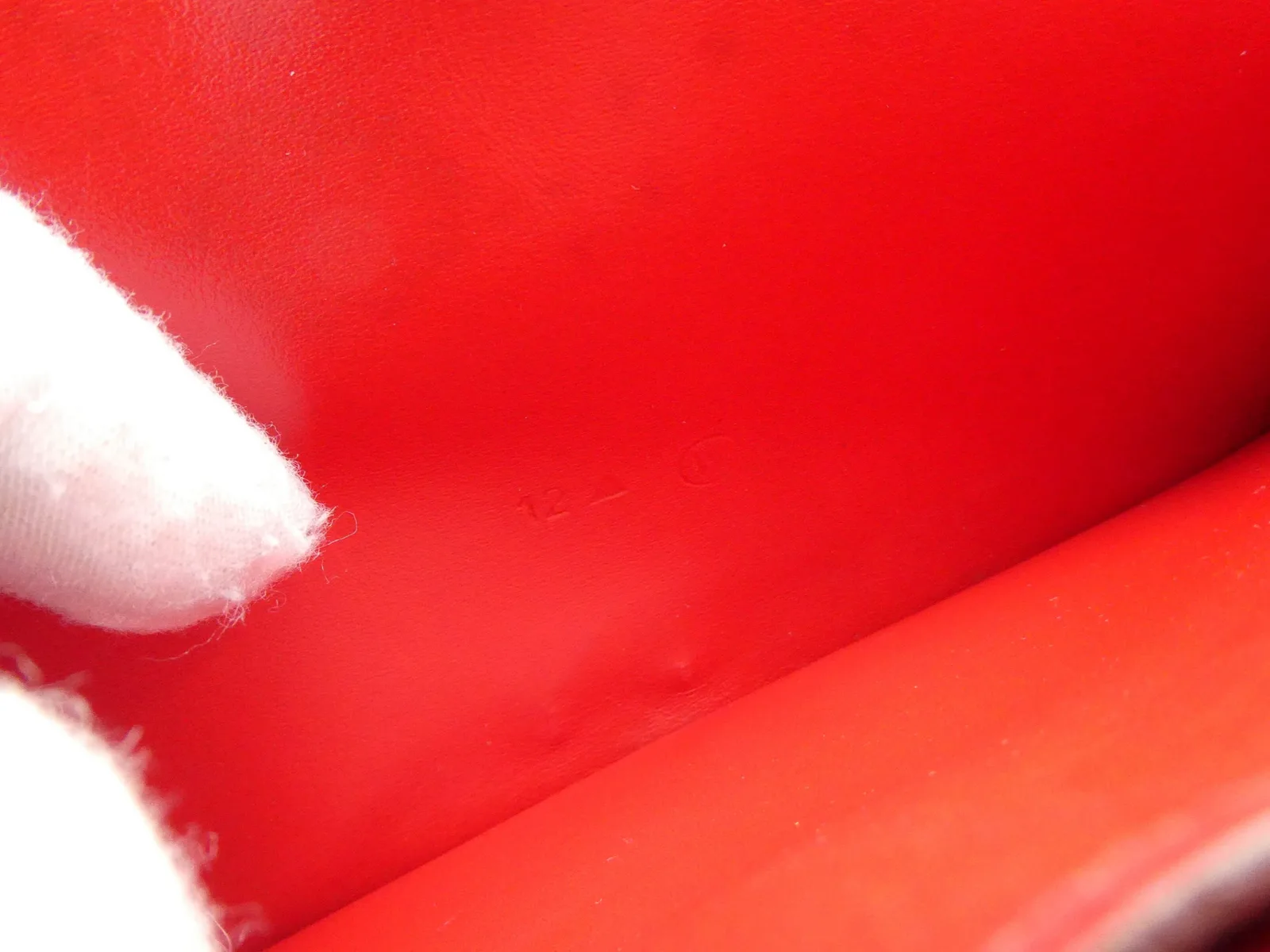 HERMES Saumurdienne 〇W 邮票钱包