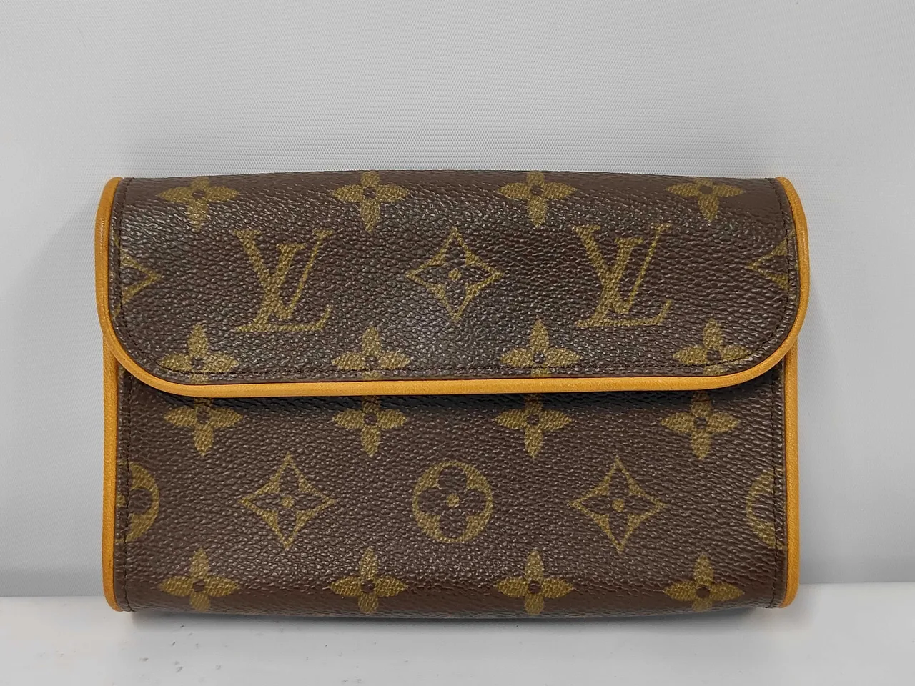 路易威登字母组合 Pochette Frontine 棕色腰包