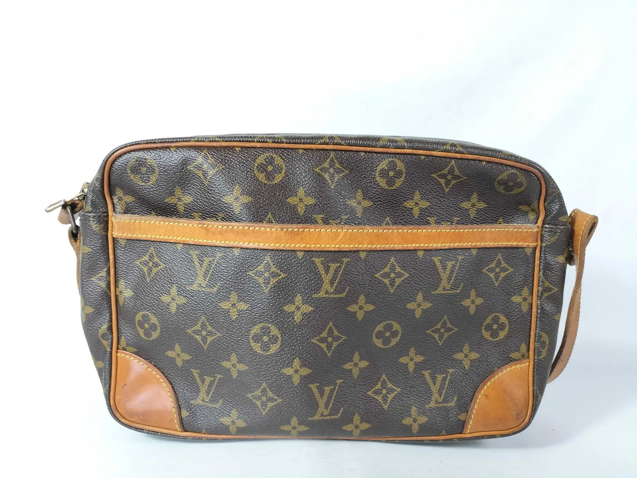 路易威登字母组合 LV Trocadéro 单肩包
