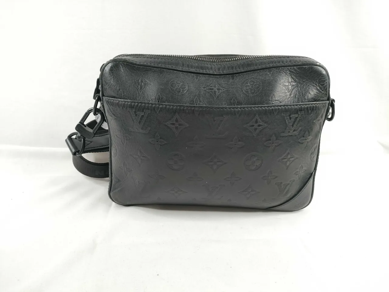 路易威登 PH-Louis Vuitton Monogram Shadow 邮差包 黑色皮革M型单肩包