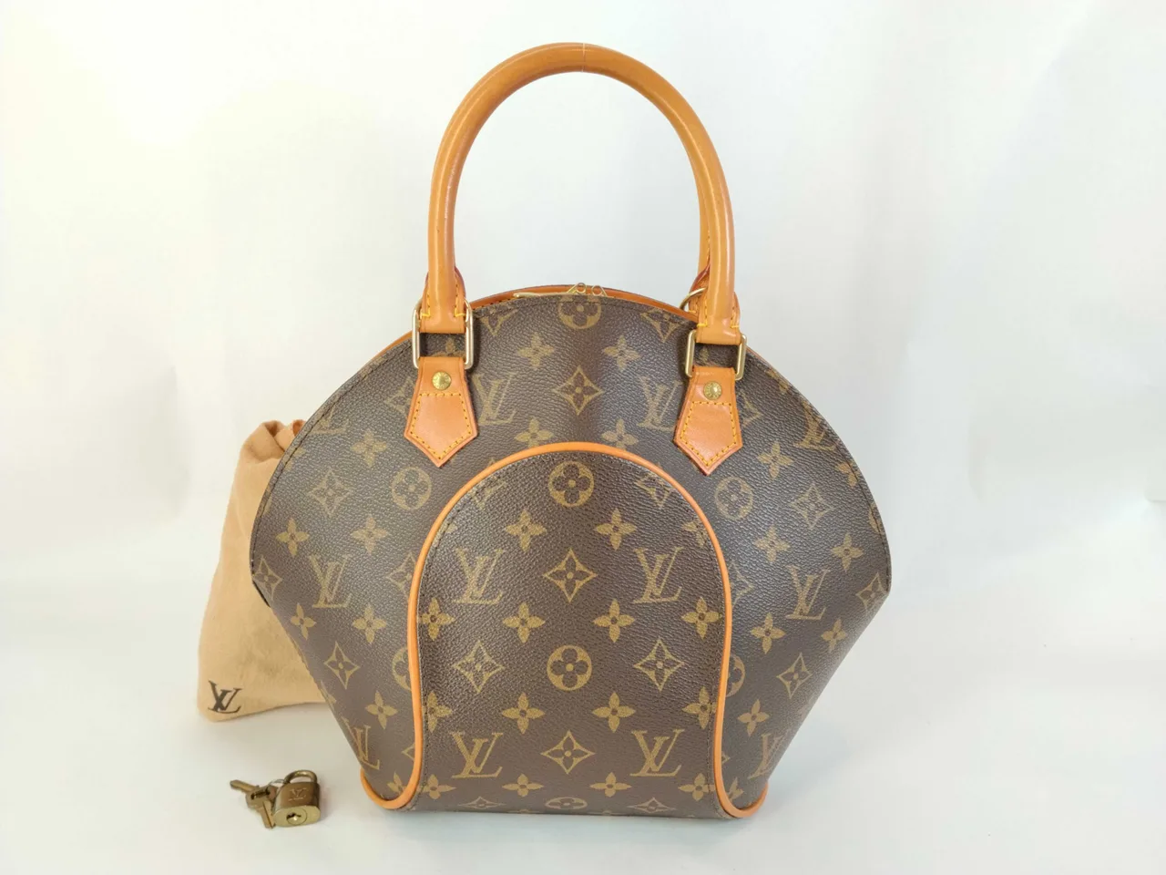 路易威登字母组合 Vuitton 字母缩写椭圆 PM M51127 VI0041 棕色手袋