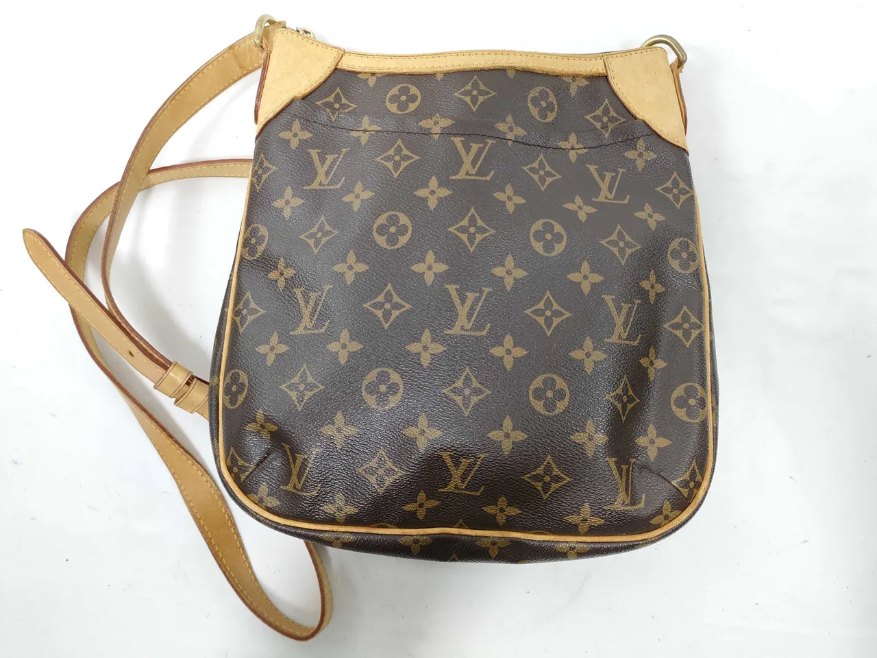 路易威登字母组合 Vuitton Odeon PM M56390 CA2101 棕色单肩包