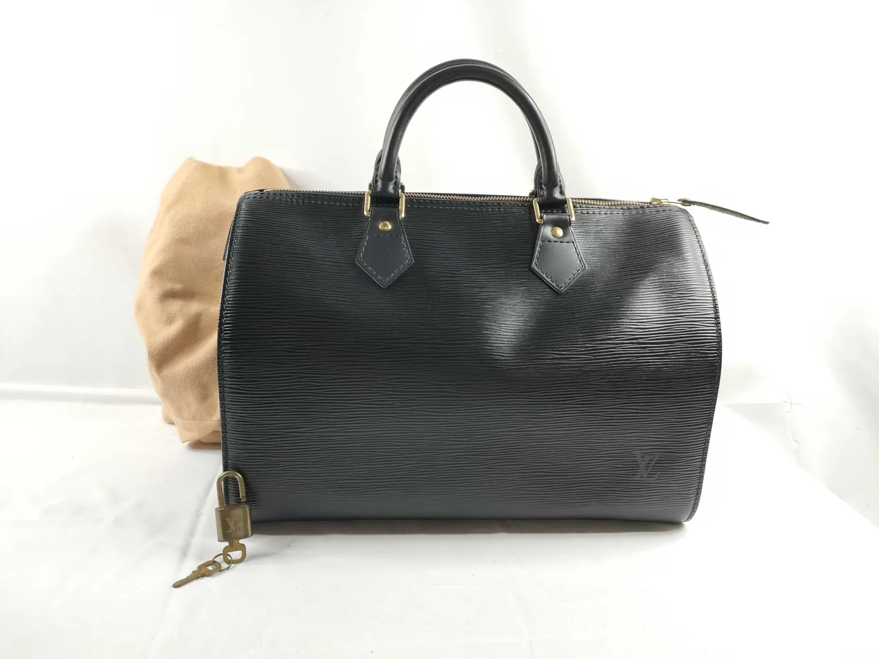 路易威登Epi Vuitton Epi Speedy 30 M59022 VI0995 黑色手提包