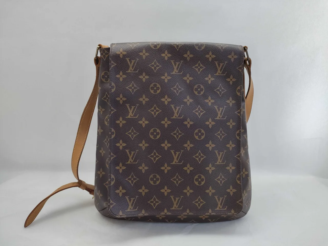 路易威登 字母组合 LV 字母组合 Musette M51256 LM0044 单肩包