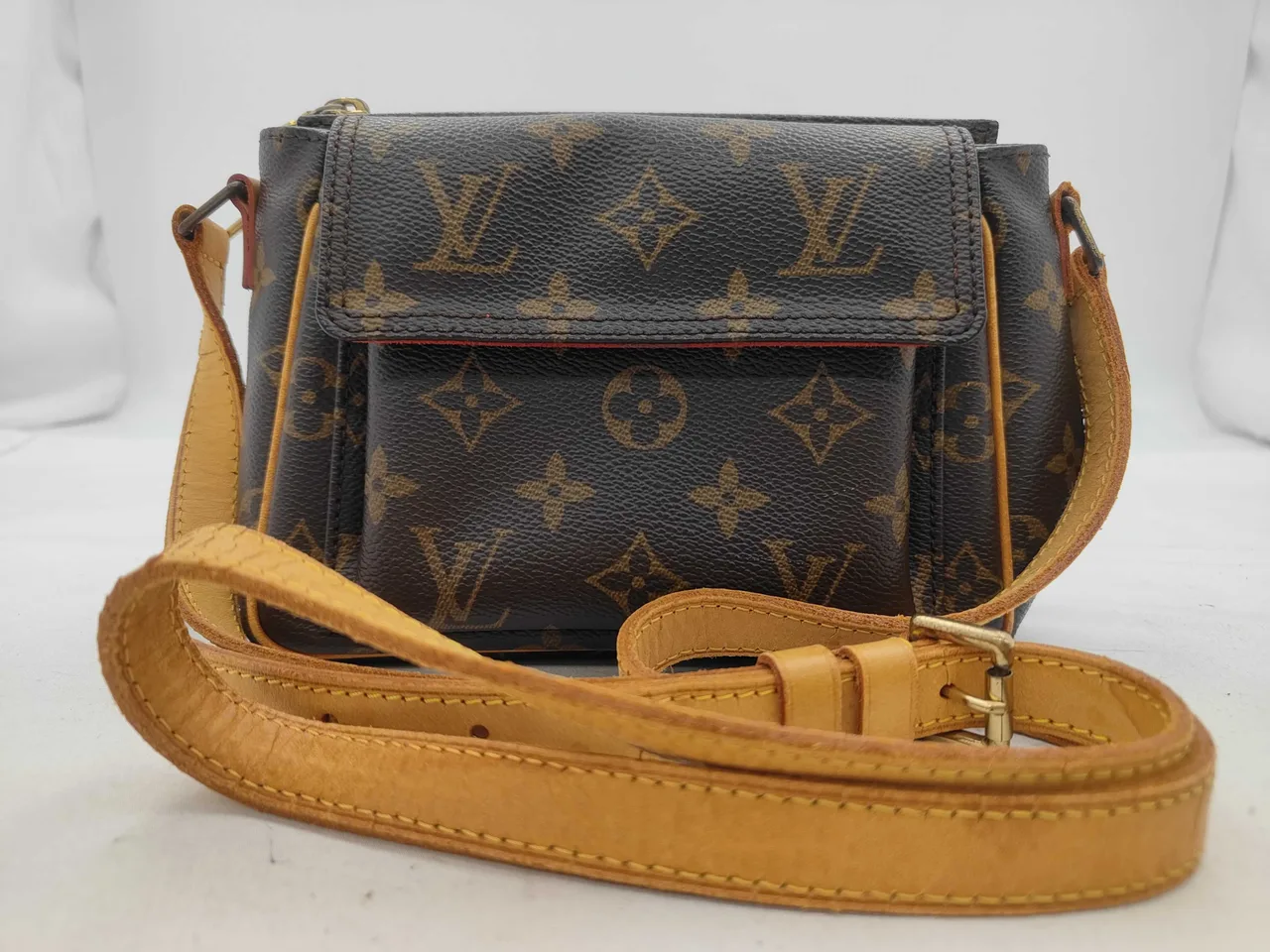 路易威登 路易威登Monogram Vivacité PM单肩包