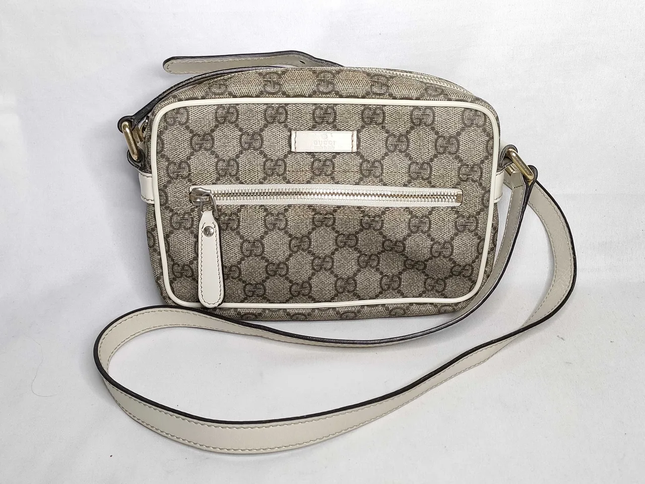 GUCCI GG Gucci 图案单肩包