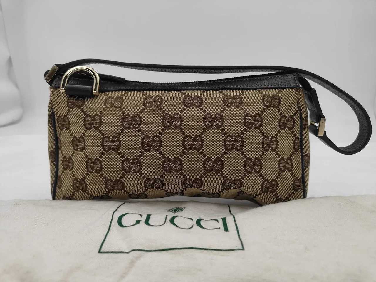 GUCCI GG 帆布 145750 包