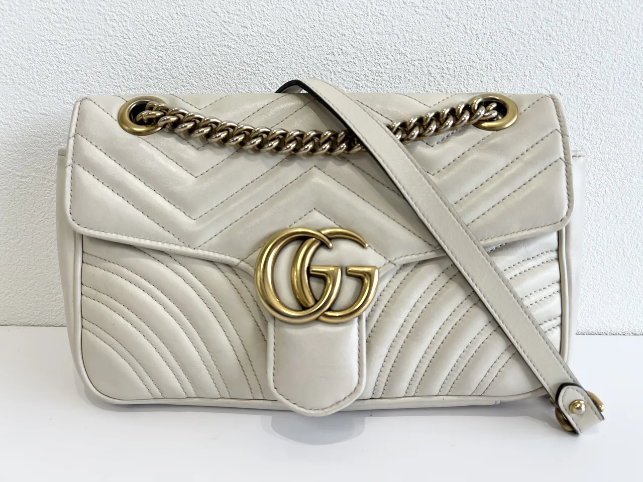 GUCCI Gucci Marmont 绗缝皮链肩包