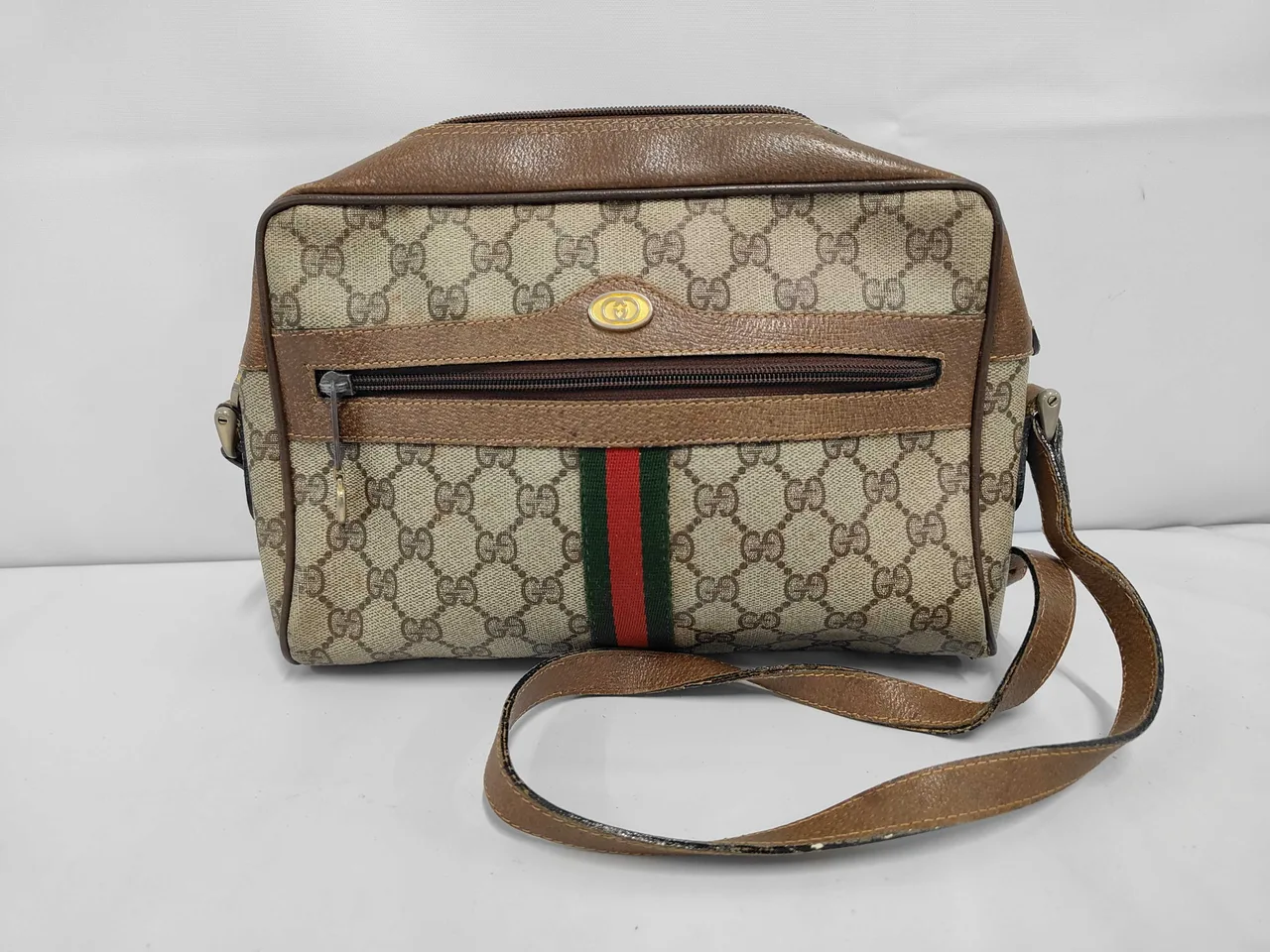 GUCCI 雪莉系列单肩包