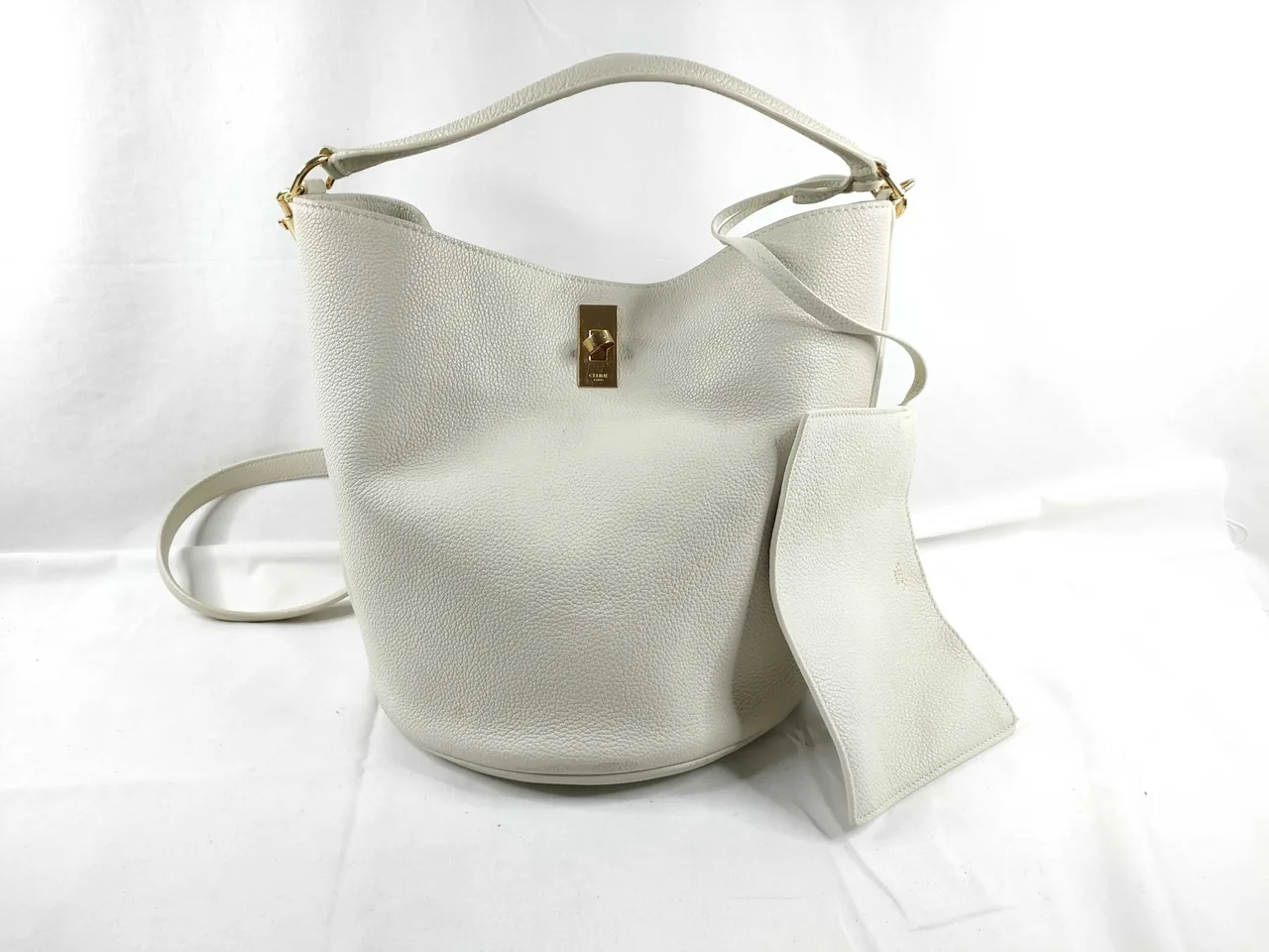 CELINE 青少年 Bucket 16 皮革双向单肩包 白色手提包