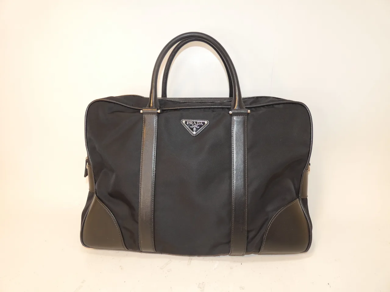 PRADA 尼龙萨菲亚诺黑手波士顿商务包