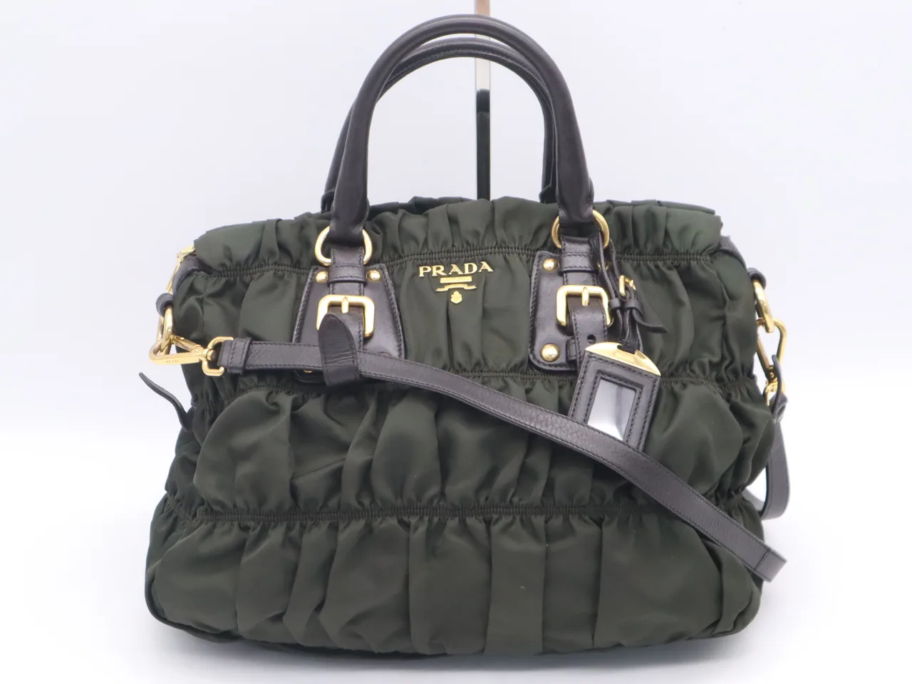 PRADA 皮革聚会双向包，带肩带和名牌卡其黑色手提包