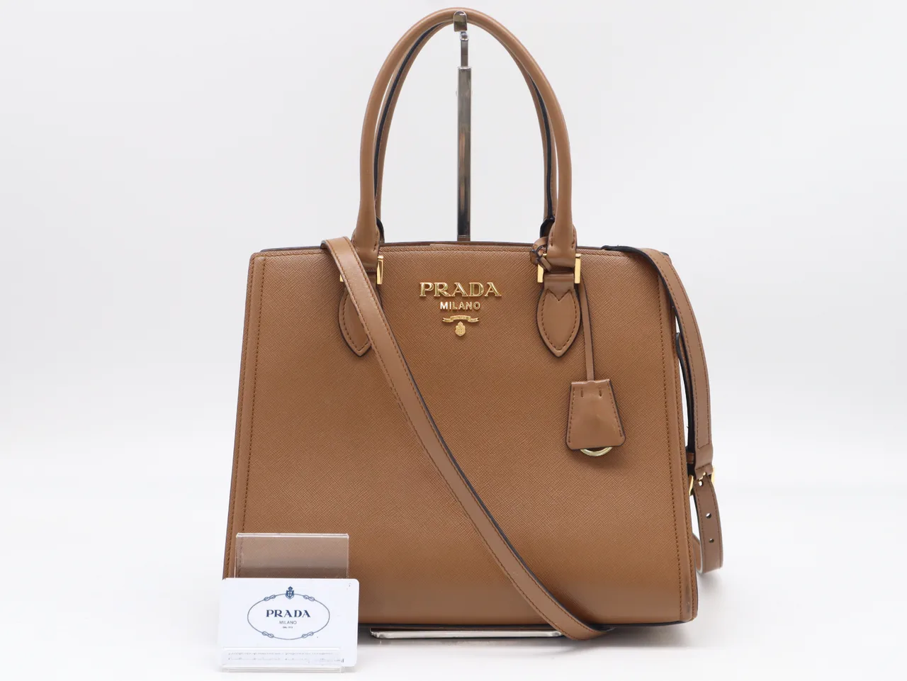 PRADA Prada 1BA227 Saffiano 皮革双向棕色手提包，带保证表带