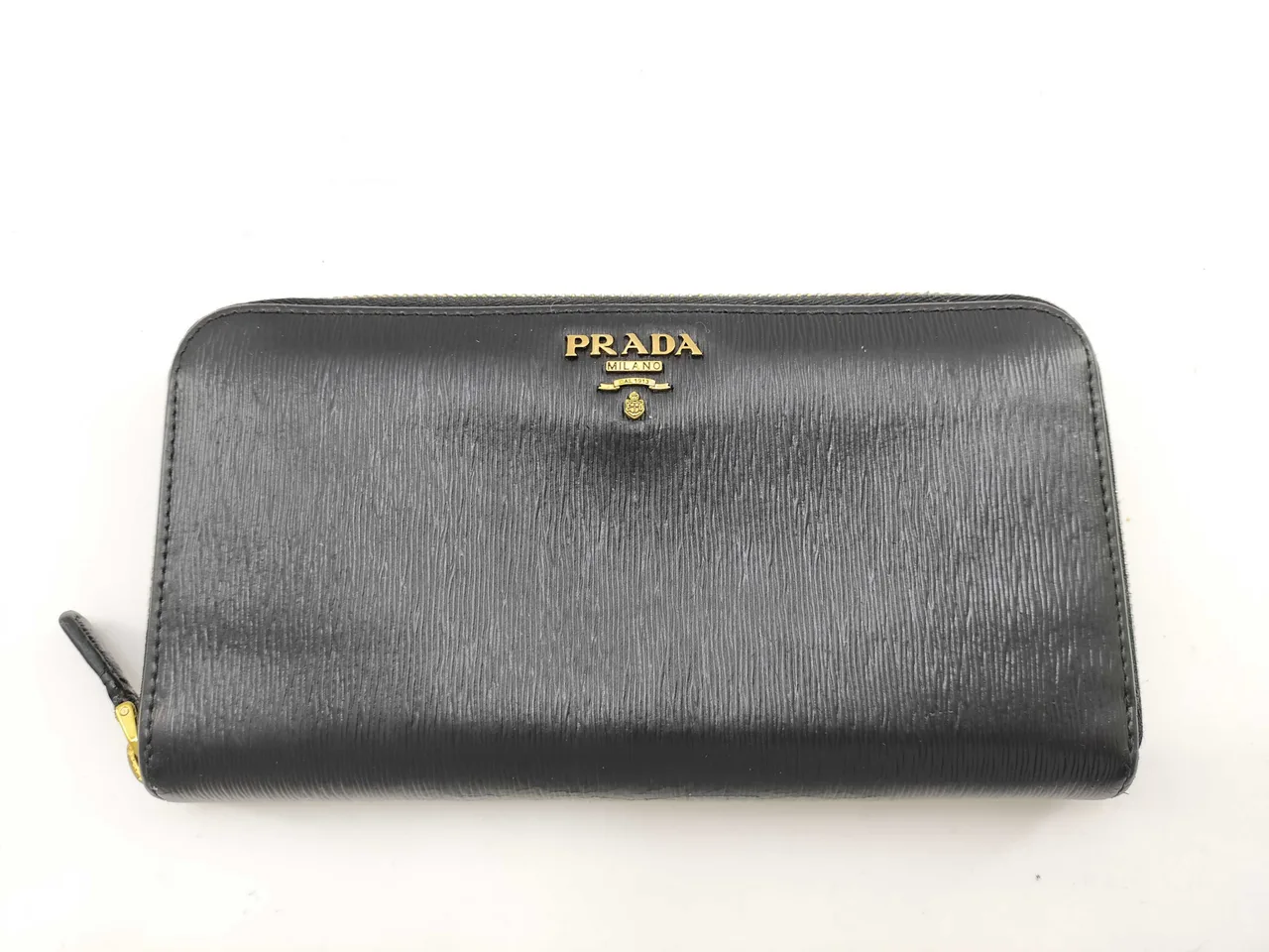 PRADA Prada 皮革圆形长钱包 黑色序列号钱包
