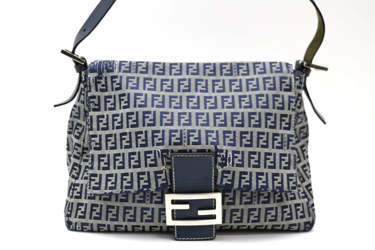 FENDI Zucchino Mamma 桶肩包