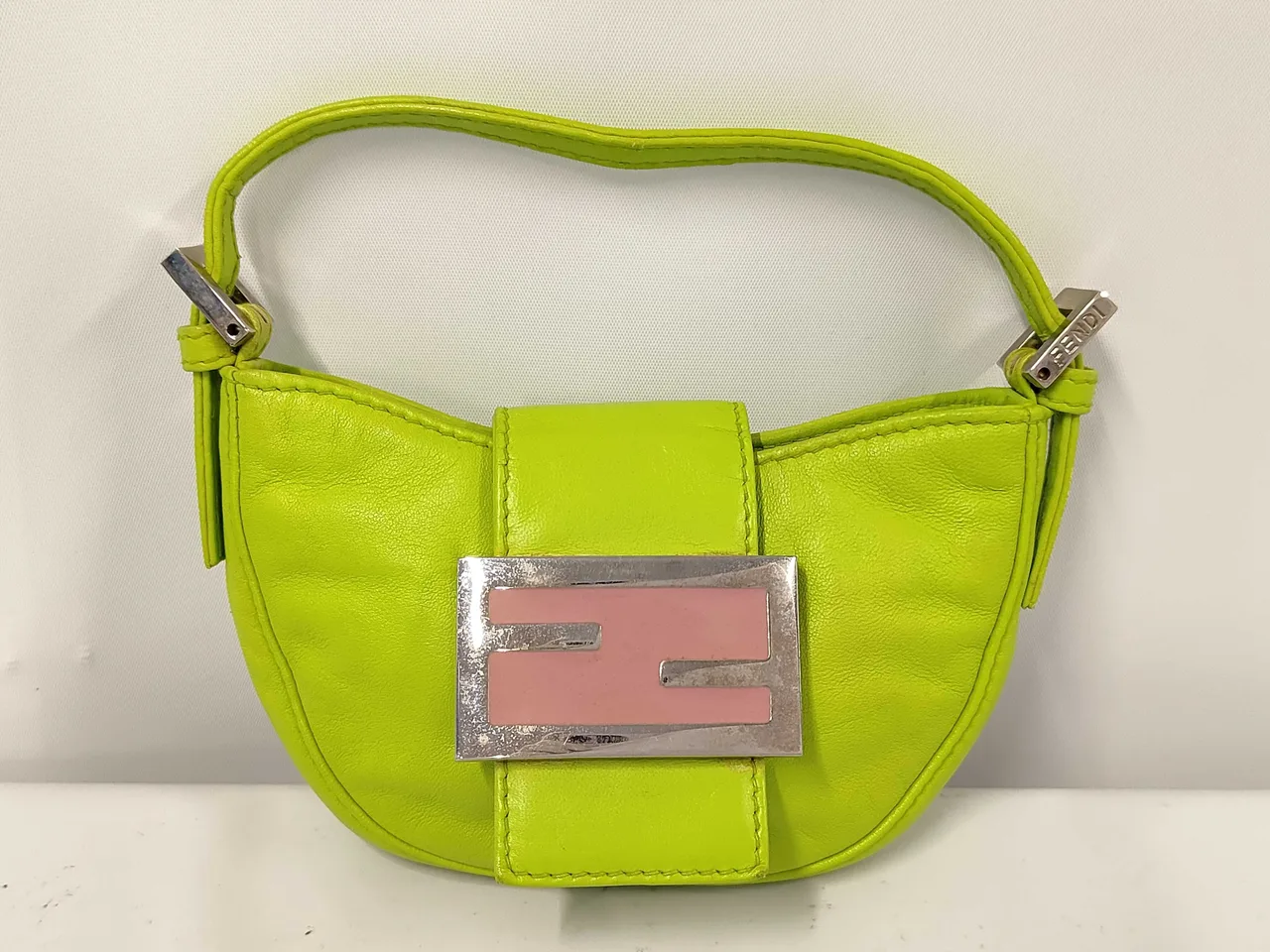 FENDI FENDI 皮革迷你单肩包 绿色银色五金 FF 标志手袋