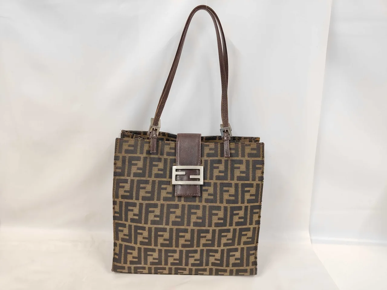 FENDI FENDI 妈妈手袋 Zukka 手袋