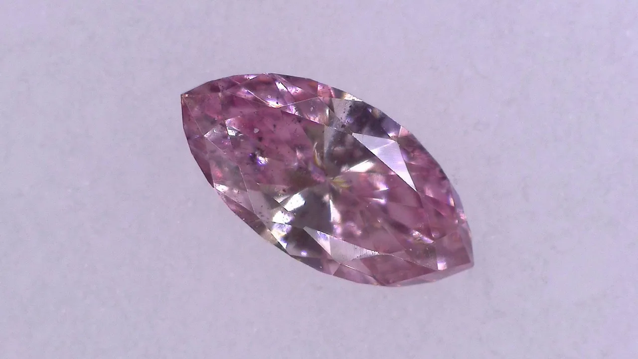 0.079ct Fancy Intense 紫粉色 SI-2 ****/GD/GD Strong Blue Natural 4.27-2.17X1.35mm MQ Diamond Loose