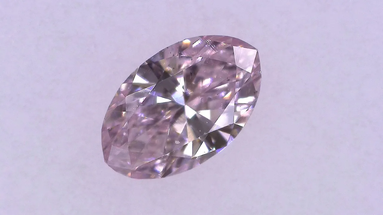 0.148克拉 华丽浅紫粉 SI-1 ****/GD/FR 强蓝 自然色 4.59-2.85X1.79mm MQ 钻石散装