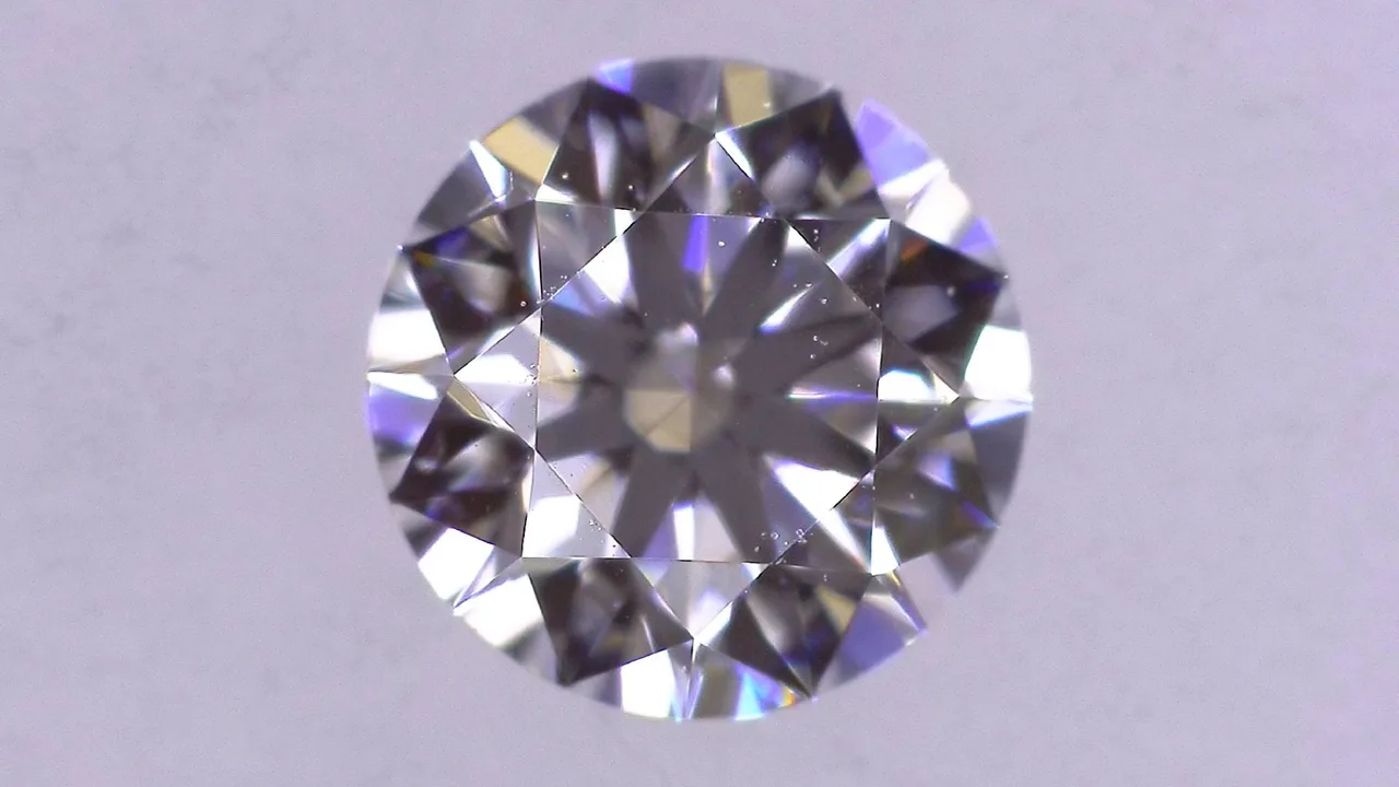 0.201ct E VVS-2 EXCELLENT/EX/EX 3EX HC 非天然 3.74-3.76X2.32mm 钻石散装，车上刻有GIA Le-ton雕刻