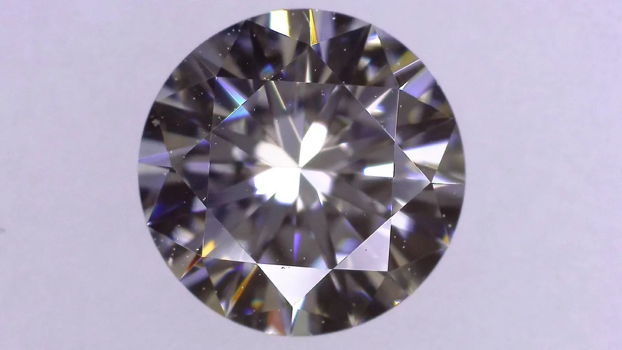 0.487 分 I VVS-2 非常好/VG/VG 淡天然 5.22-5.25X3.01mm 钻石散装