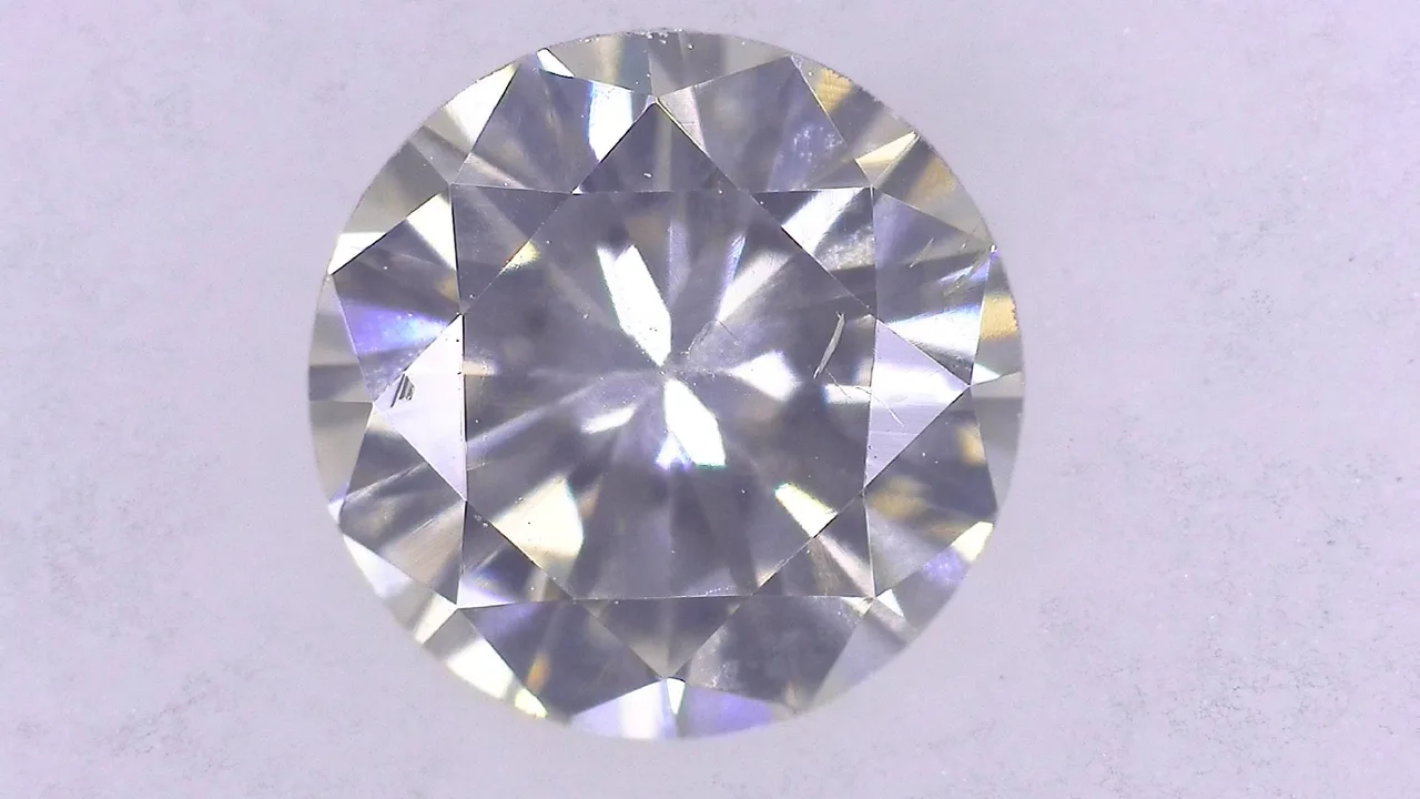 0.506 K SI-2 良好/FR/GD 中黄绿色天然 5.25-5.28X3.07mm Diamond Loose