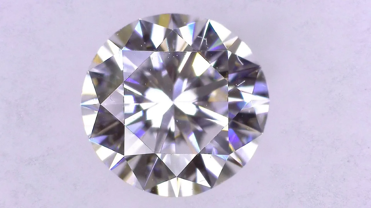 0.520ct D VS-1 非常好/GD/GD 无天然 5.17-5.30X3.16mm 钻石散装