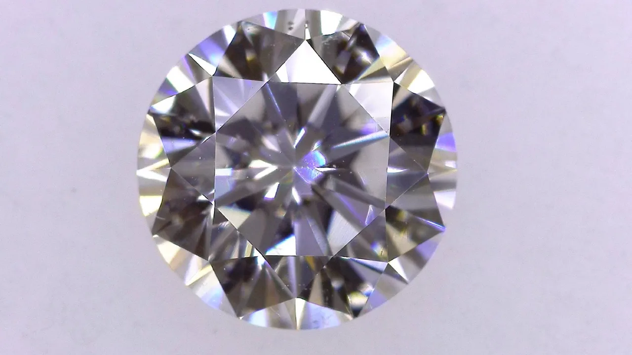 2.067克拉 F SI-1 非常好/gd/GD 淡天然 8.11-8.18X5.11mm 钻石散装